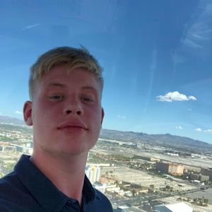 Meet your Posher, Eric